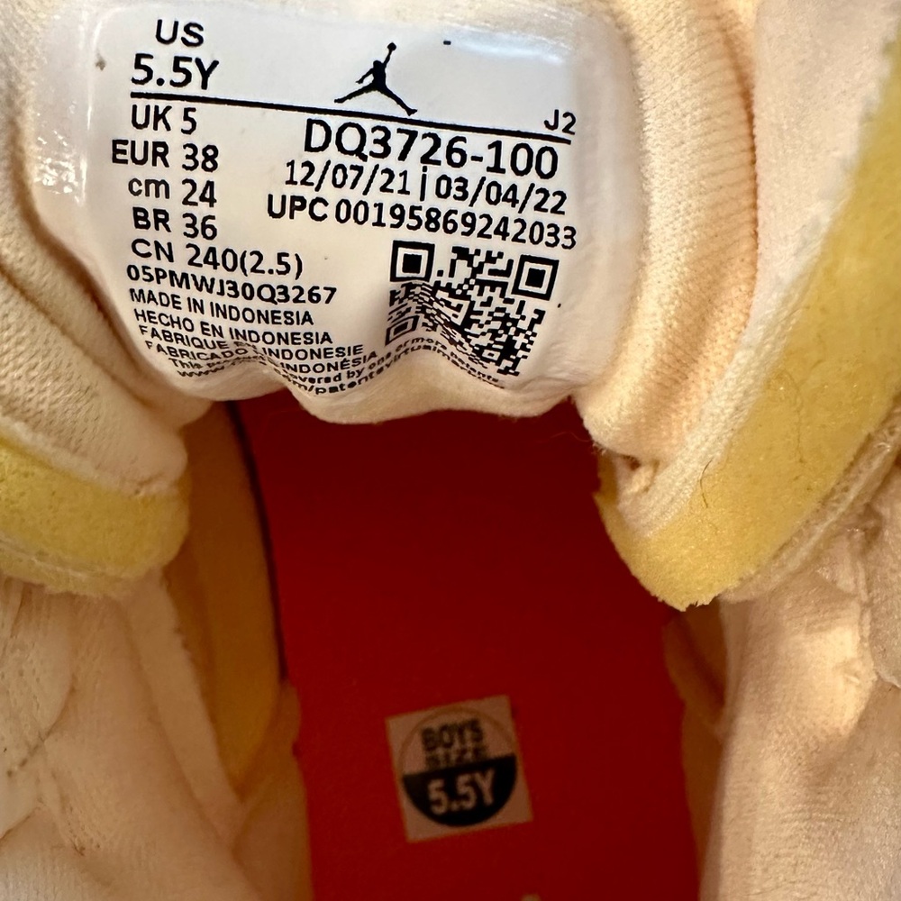 Nike Dunk High - Picture 8 of 8